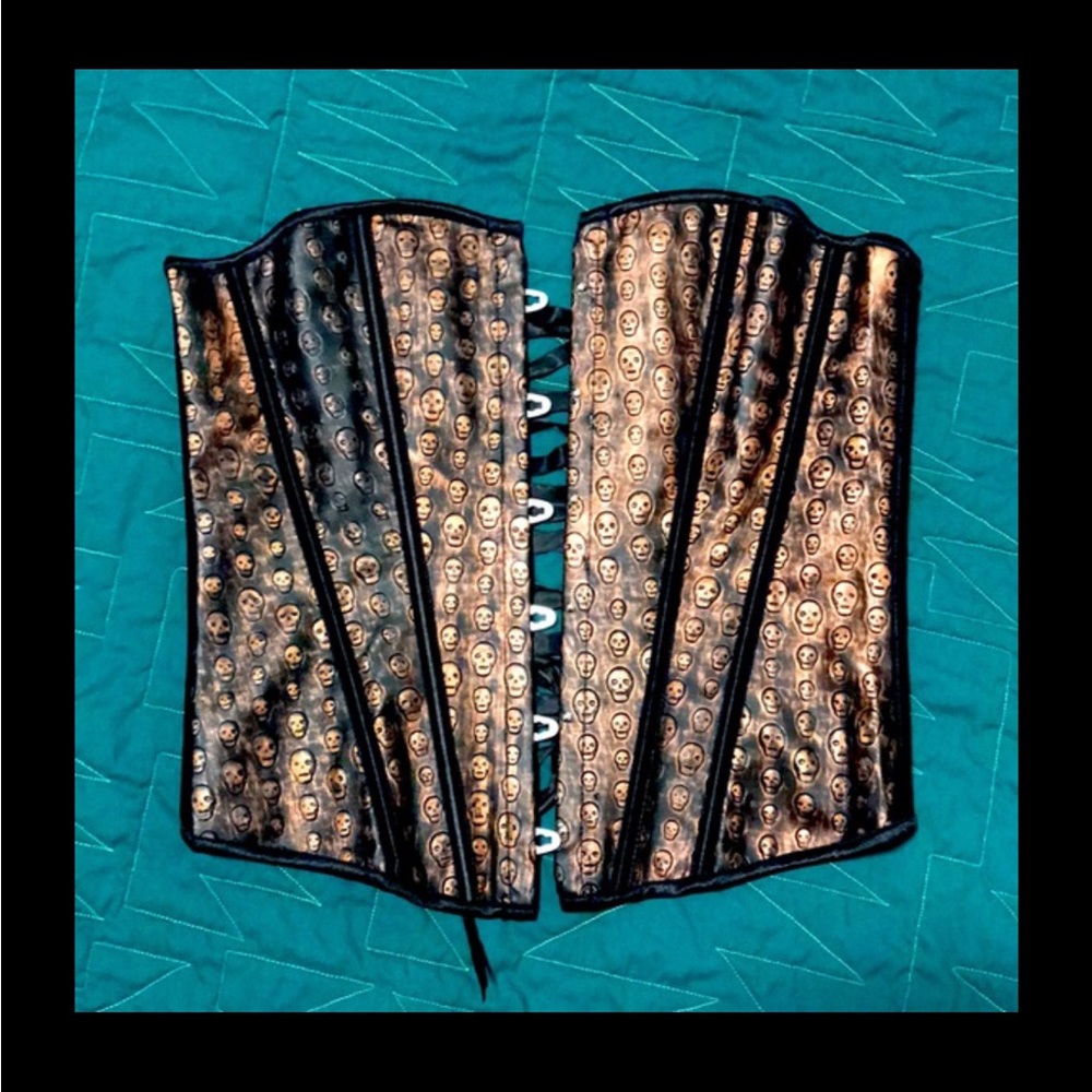 NWT | Corset | Skulls | Bronze & Black | Woman’s Size Small